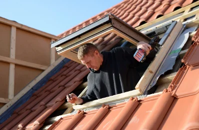 Pose de fenêtres de toit Velux à Bescat